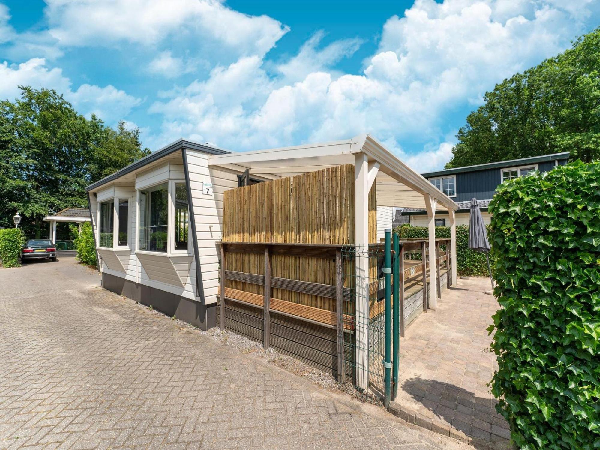 Charming Holiday Home In Kaatsheuvel Near Efteling Екстериор снимка
